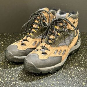 Vasque Clarion Leather Goretex Hiking Boots. Size 9.5